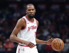 28圈-包含杜兰特爆冷击败澳大利亚队，出色防守引爆全场！的词条