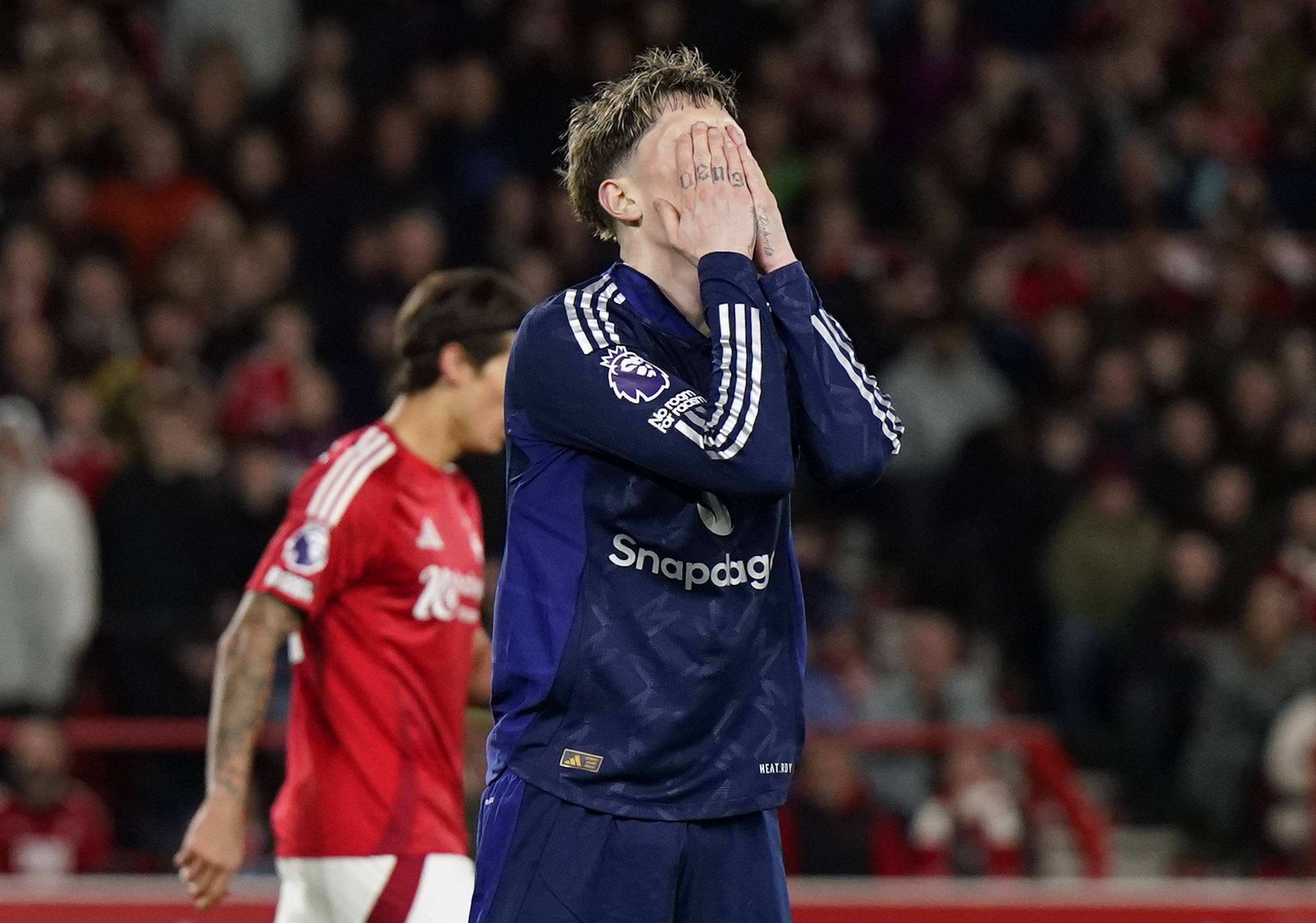 28circle-关于意甲倒计时；那不勒斯清晨内部沟通；细节引发关注；赛场秩序良好；轮换策略成焦点的信息