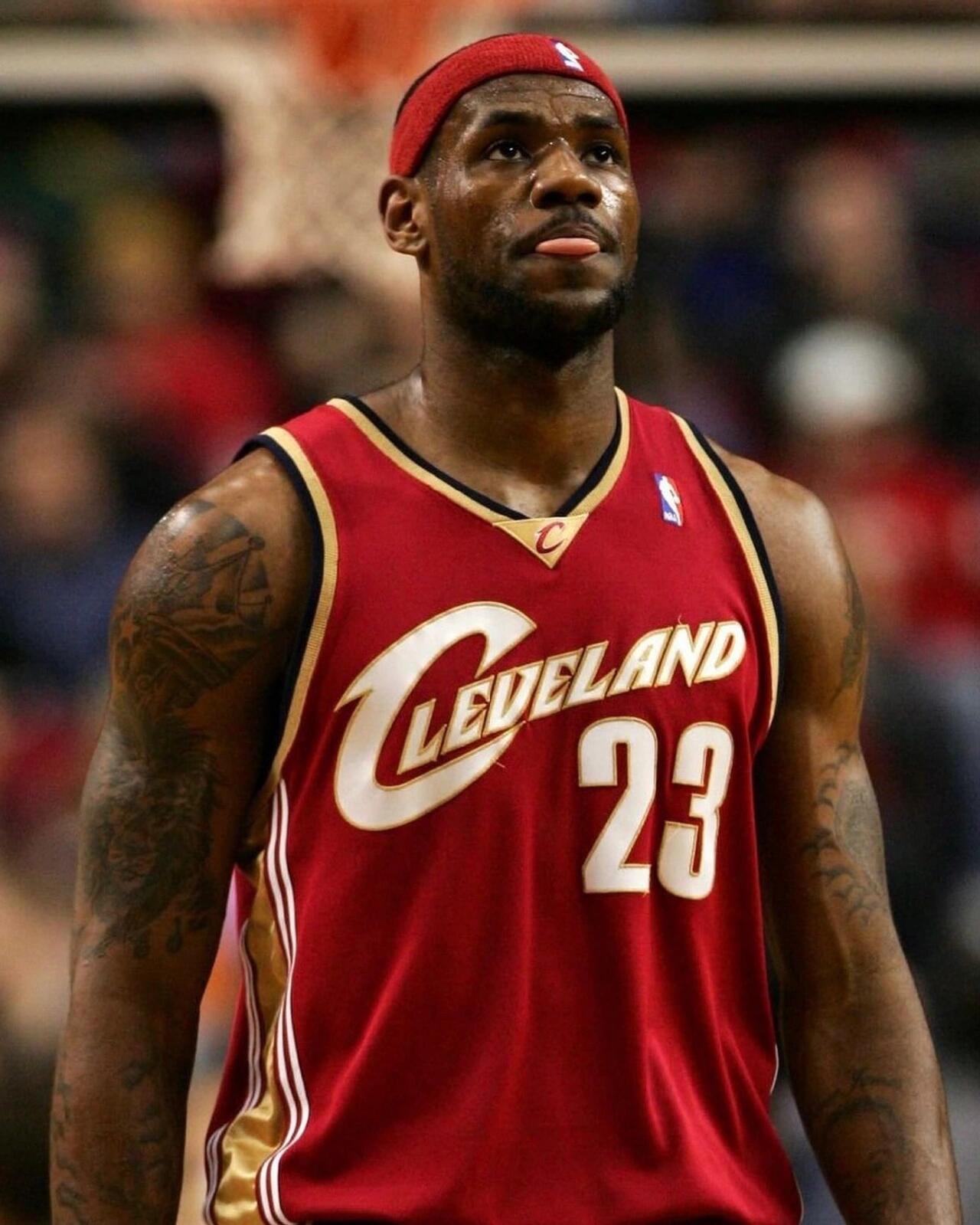 28circle-詹姆斯迎来七赛季高光表现,公牛球迷沸腾!的简单介绍