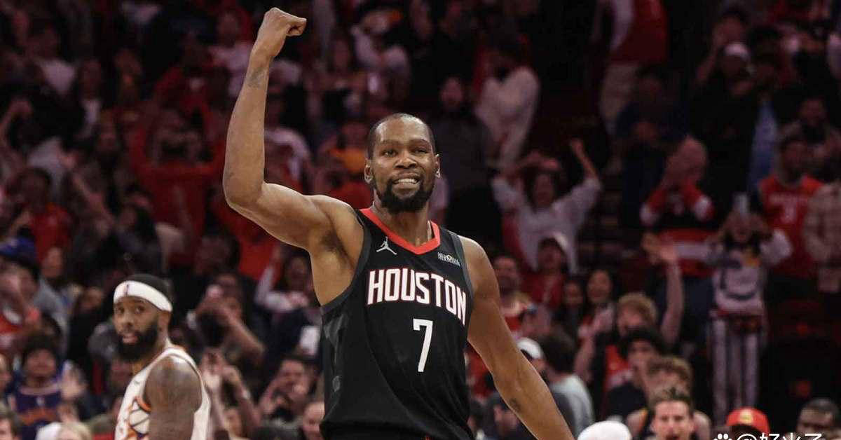 28圈-杜兰特在澳大利亚队比赛中高光表现，大胜引发热议！的简单介绍