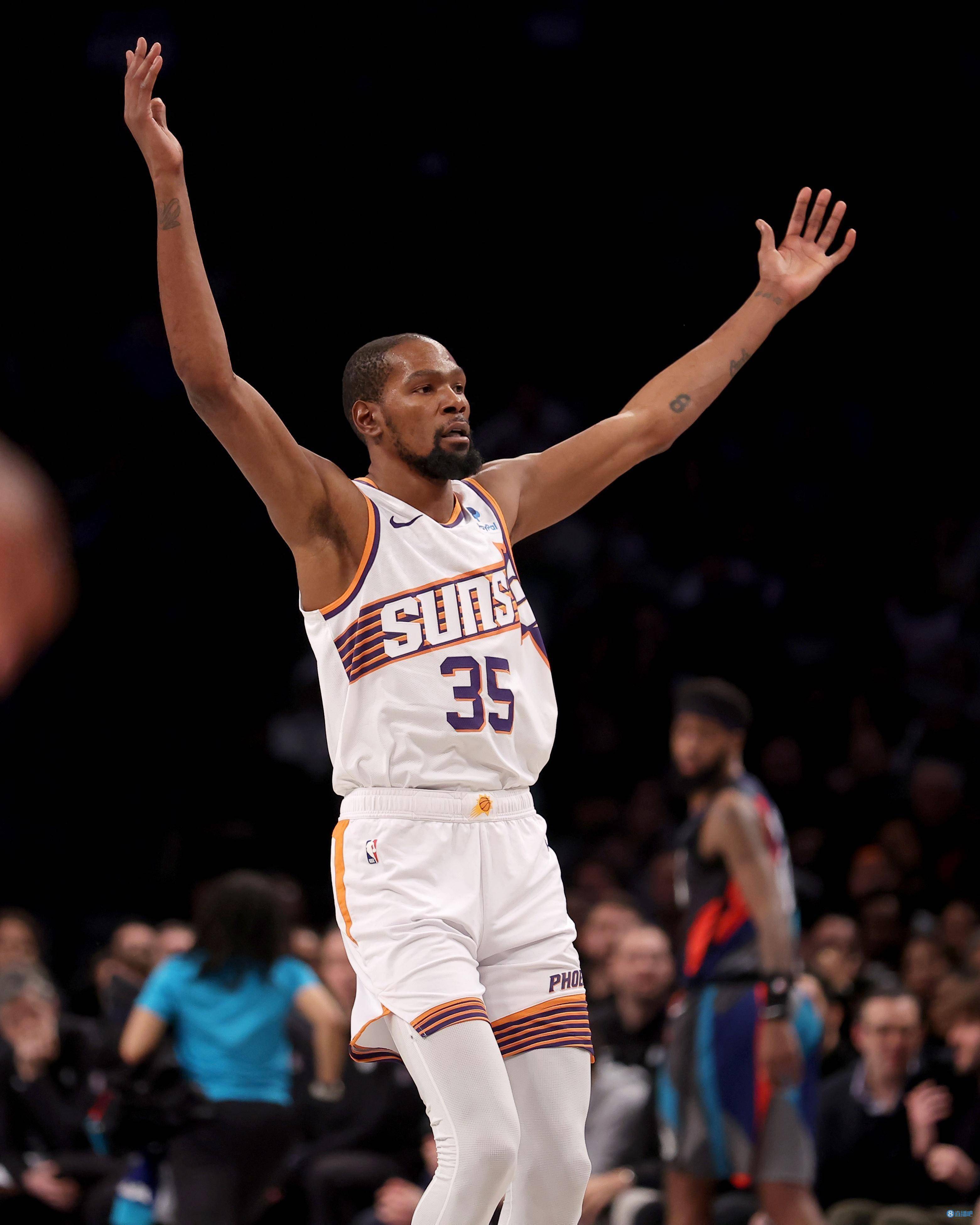 28quan-杜兰特迎来十五赛季高光表现，TL球迷沸腾！的简单介绍