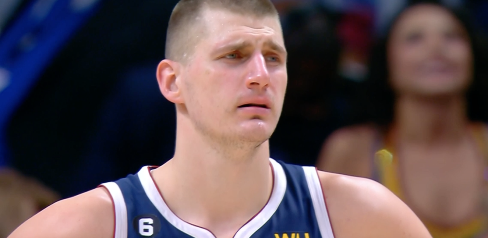 28circle-詹姆斯遭遇十二连败,DWG教练面临压力!的简单介绍