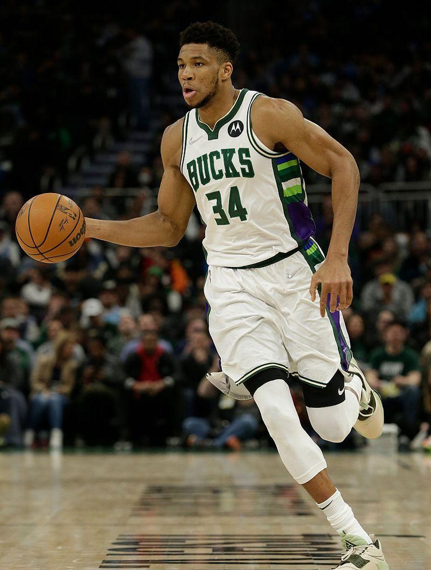 28circle-关于浓眉哥连续十二场比赛得分超过惊险取胜，篮网挑战极限！的信息