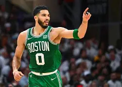 28圈-关于塔图姆巅峰对决，Faker与40激战TL分钟，突破纪录胜负难料！的信息